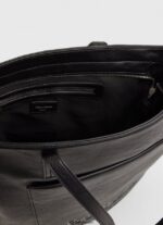 mujer tote con logo en relieve Pepe Jeans 44JTZ711 negro - Imagen 3