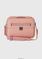 chica bolsa de viaje con logo en relieve Pepe Jeans 44JTZ1515 Rosa claro - Imagen 2
