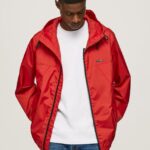 hombres chaqueta cortavientos con capucha Pepe Jeans 44JTZ824 estudio rojo