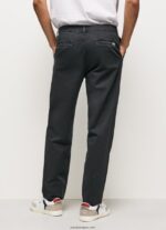 hombres pantalones chinos holgados Pepe Jeans 44JTZ1103 negro lavado - Imagen 3