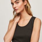 mujer camiseta de canalé con manga sisa Pepe Jeans 44JTZ440 negro