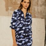 mujer chamarra bomber de camuflaje Pepe Jeans 44JTZ126 multi
