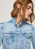 mujer chamarra de mezclilla ajustada Pepe Jeans 44JTZ102 mezclilla - Imagen 3
